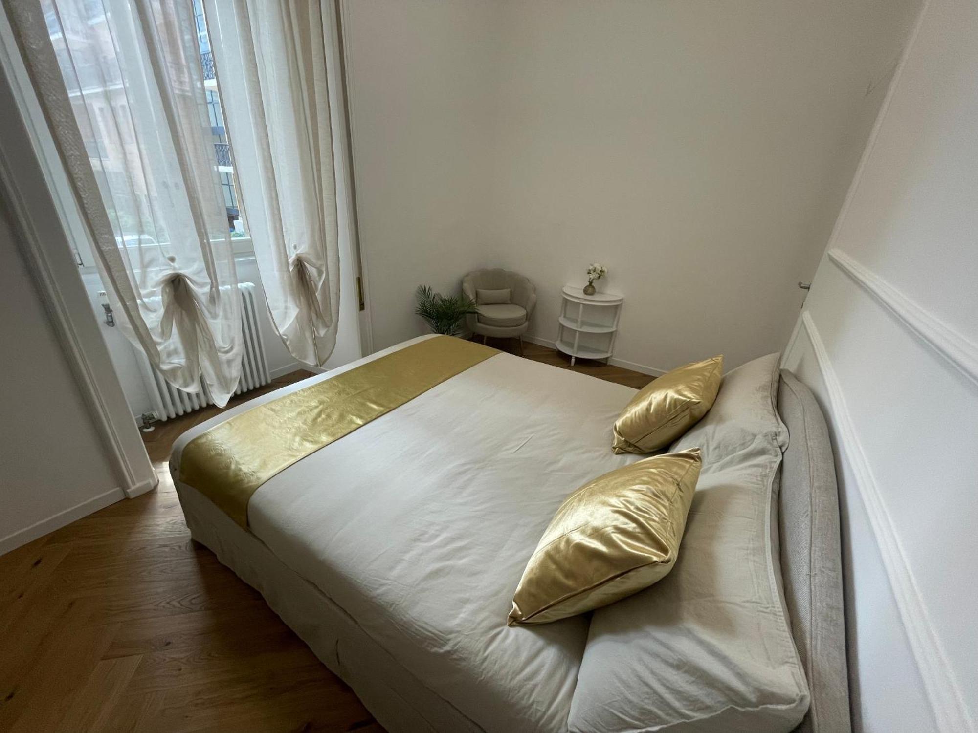 R&R Urban Chic Apartment Bergamo Bagian luar foto
