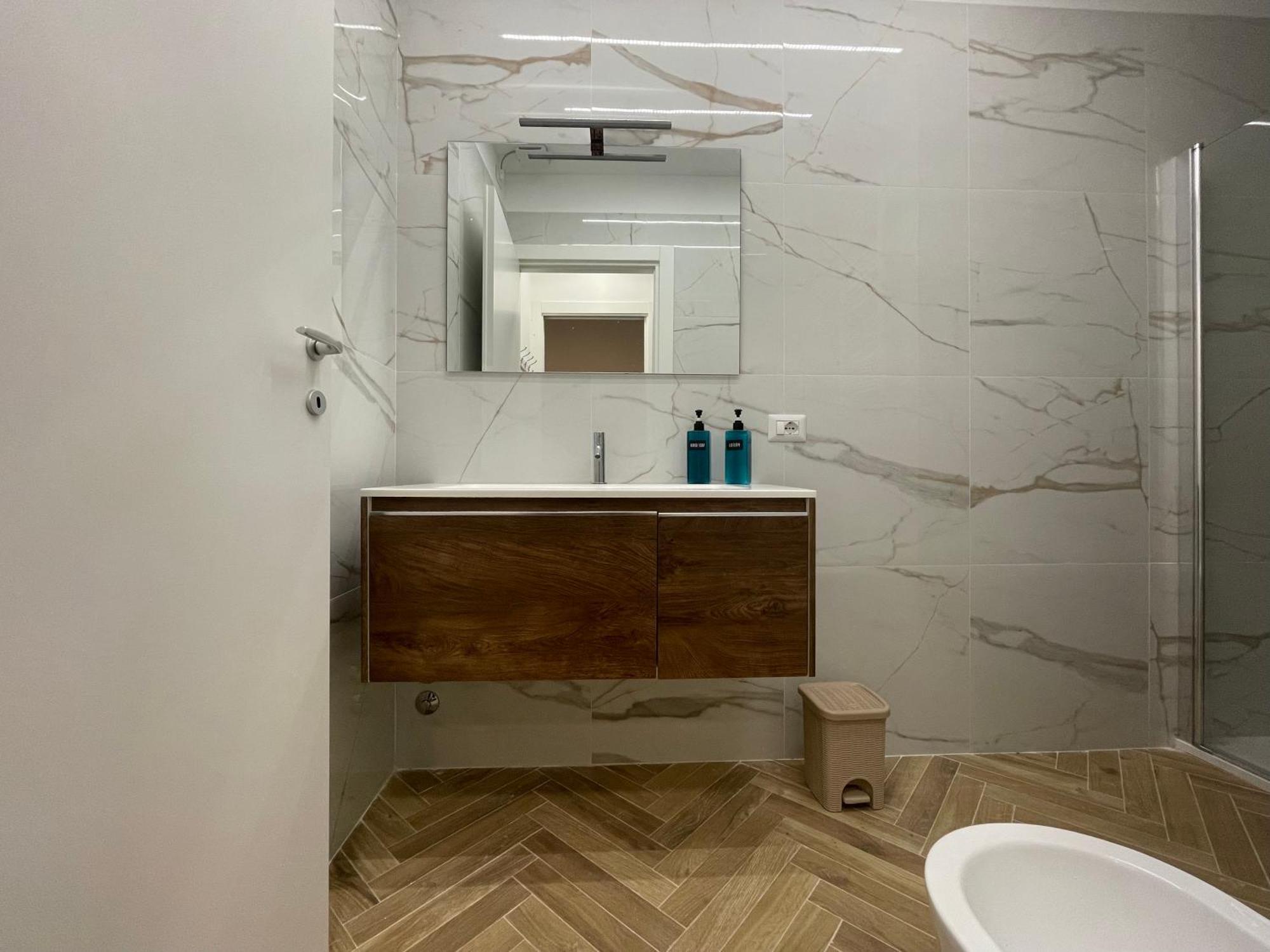 R&R Urban Chic Apartment Bergamo Bagian luar foto
