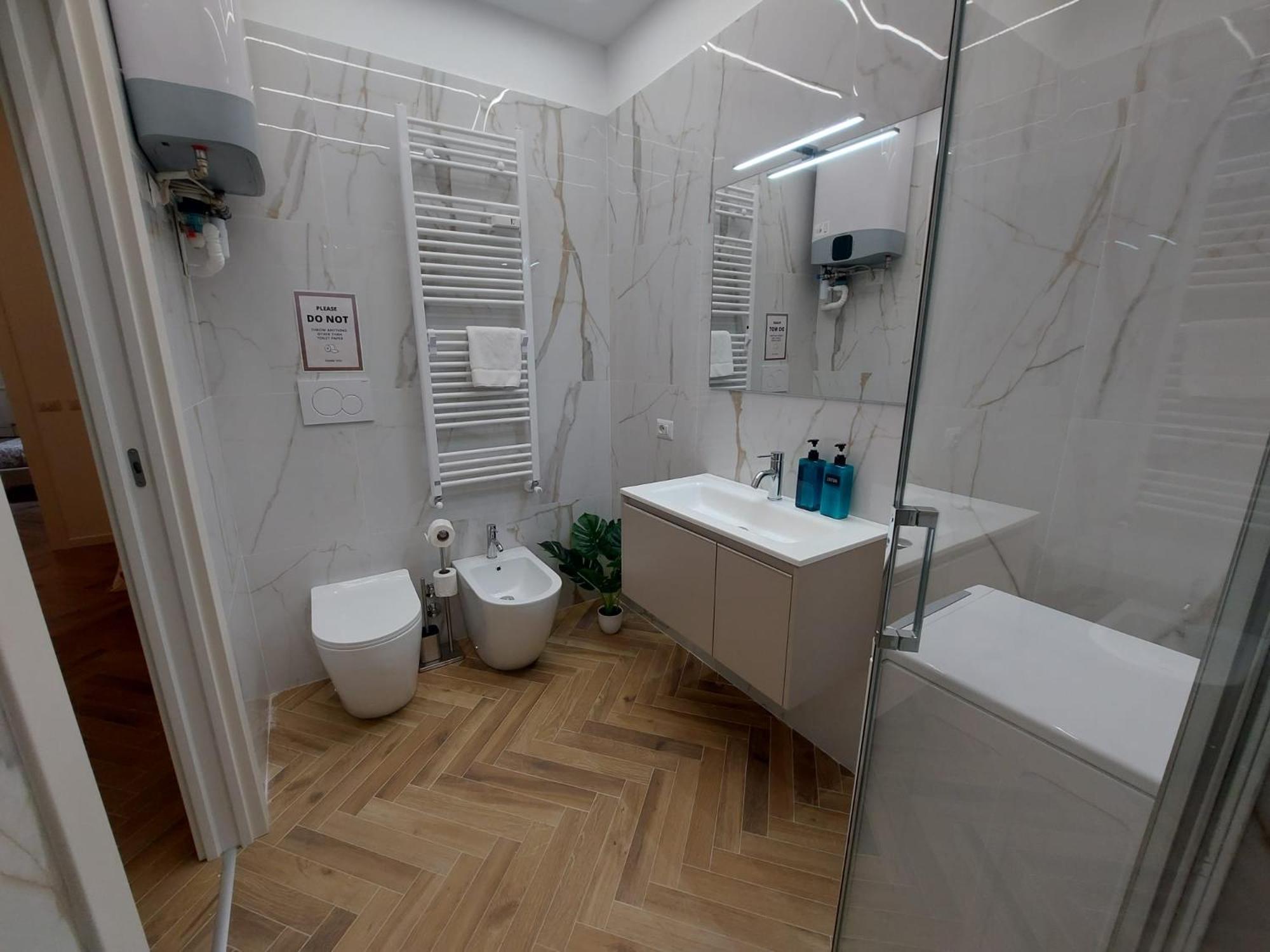 R&R Urban Chic Apartment Bergamo Bagian luar foto